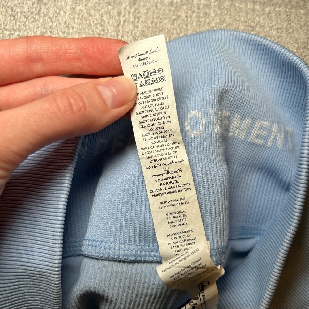 Alo Yoga Seamless Ribbed Favorite Short Light Blue Size Extra Small - Picture 10 of 13